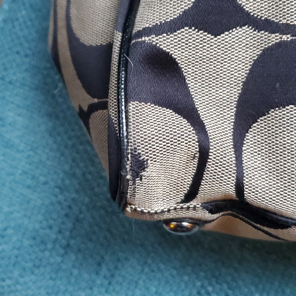 Coach Handbag - Picture 7 of 14